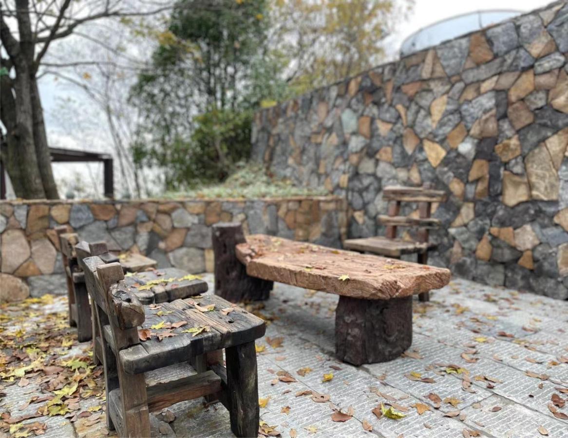 Wudang Mountain The Yew House Hotell Wudangshan Eksteriør bilde
